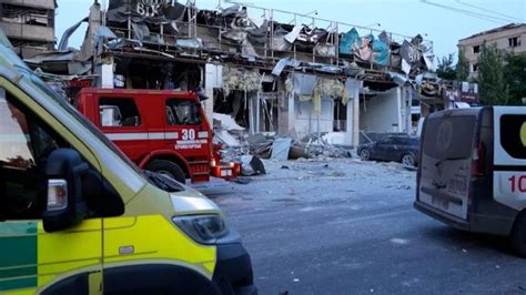 Rusia invita al embajador de Colombia a hablar sobre los ciudadanos colombianos heridos en la ciudad ucraniana de Kramatorsk por un misil ruso